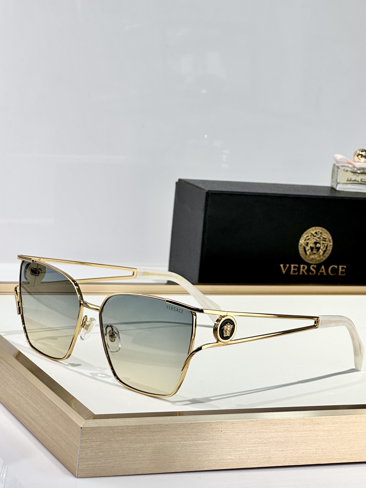  VERSACE
MOD：VE2293
Size：60口16 140

