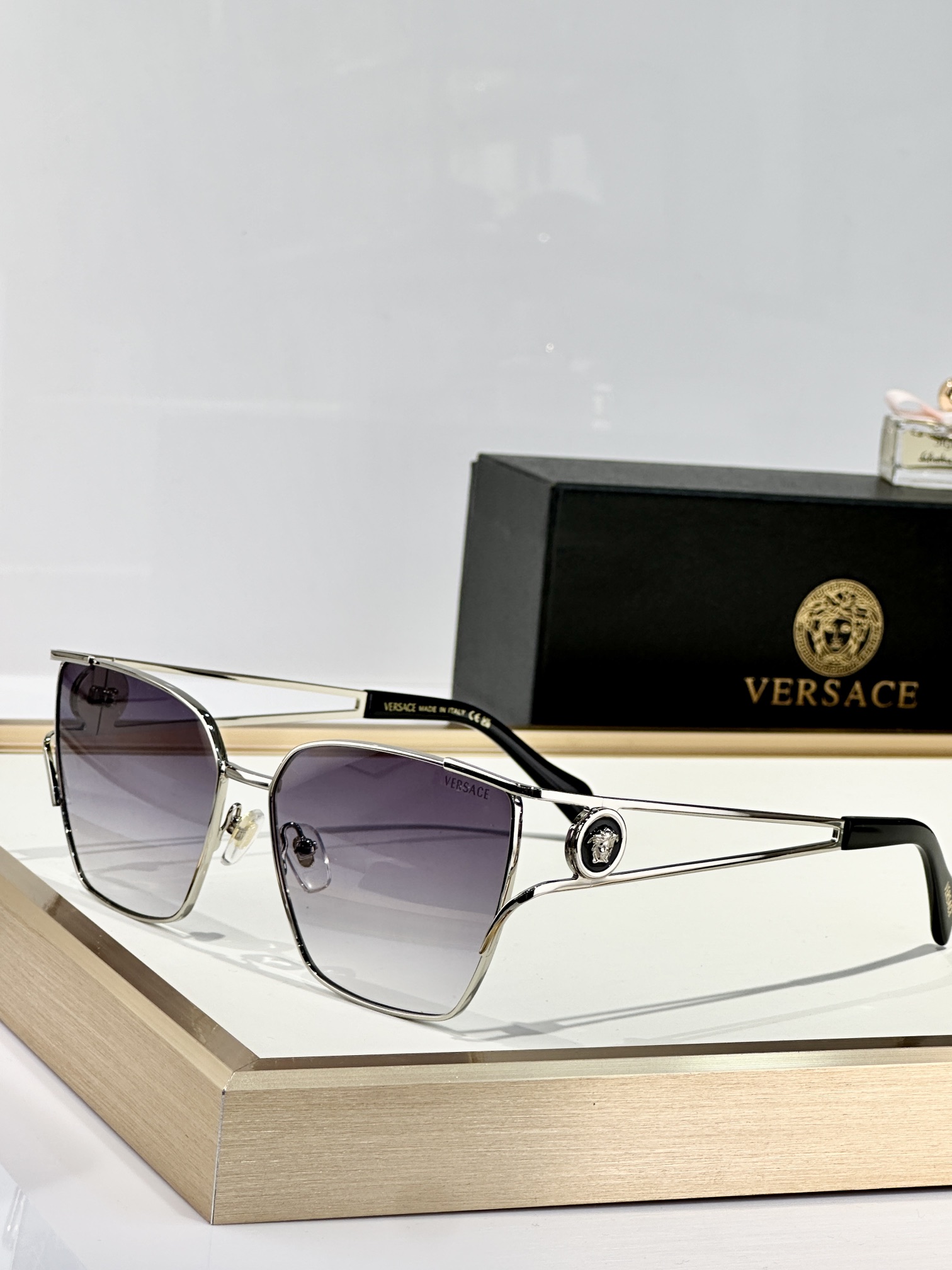  VERSACE
MOD：VE2293
Size：60口16 140


