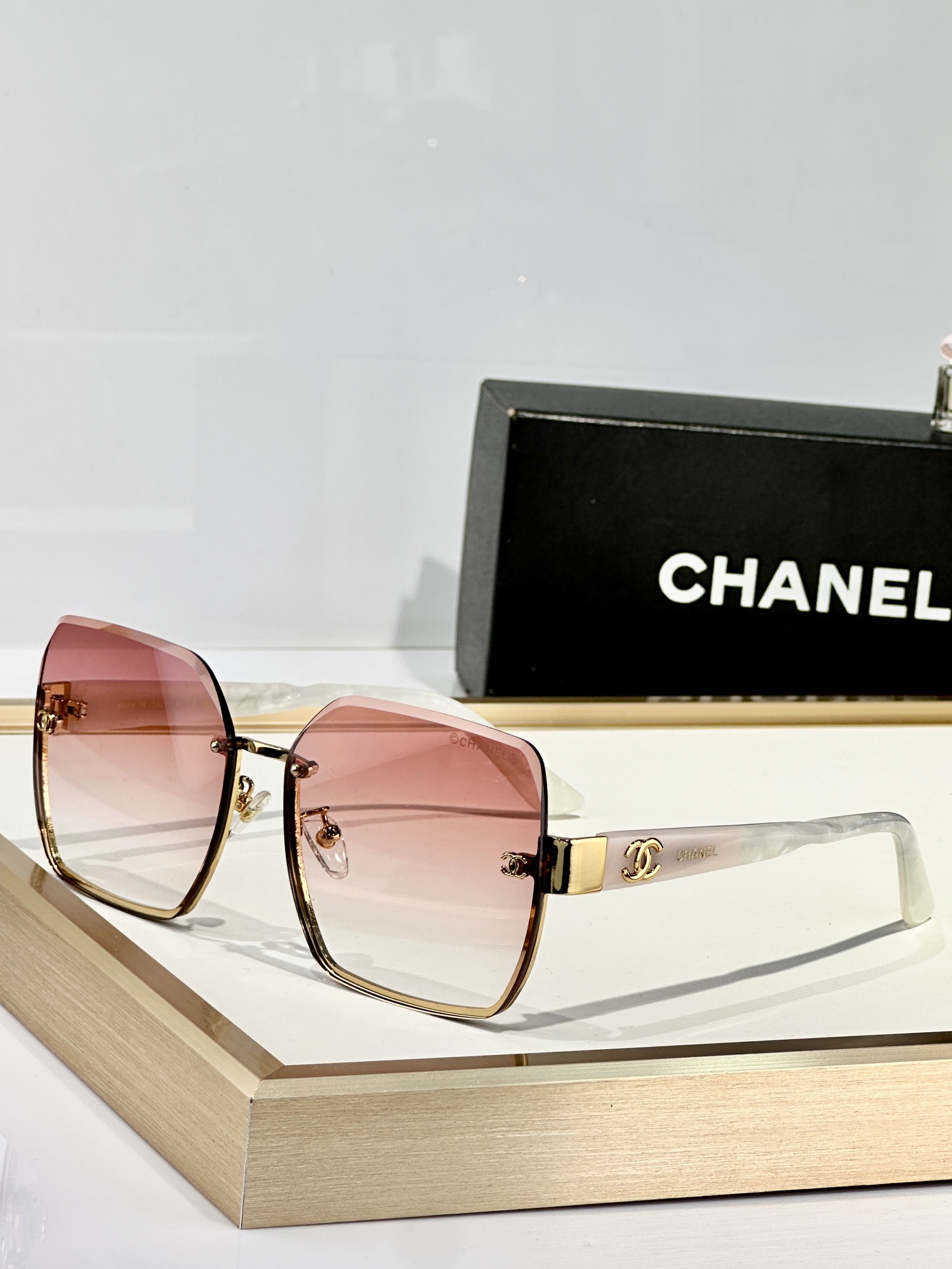  CHANEL
MOD：5485-H
Size：62口16 145
