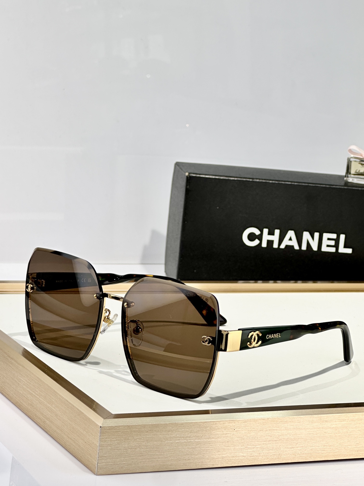  CHANEL
MOD：5485-H
Size：62口16 145
