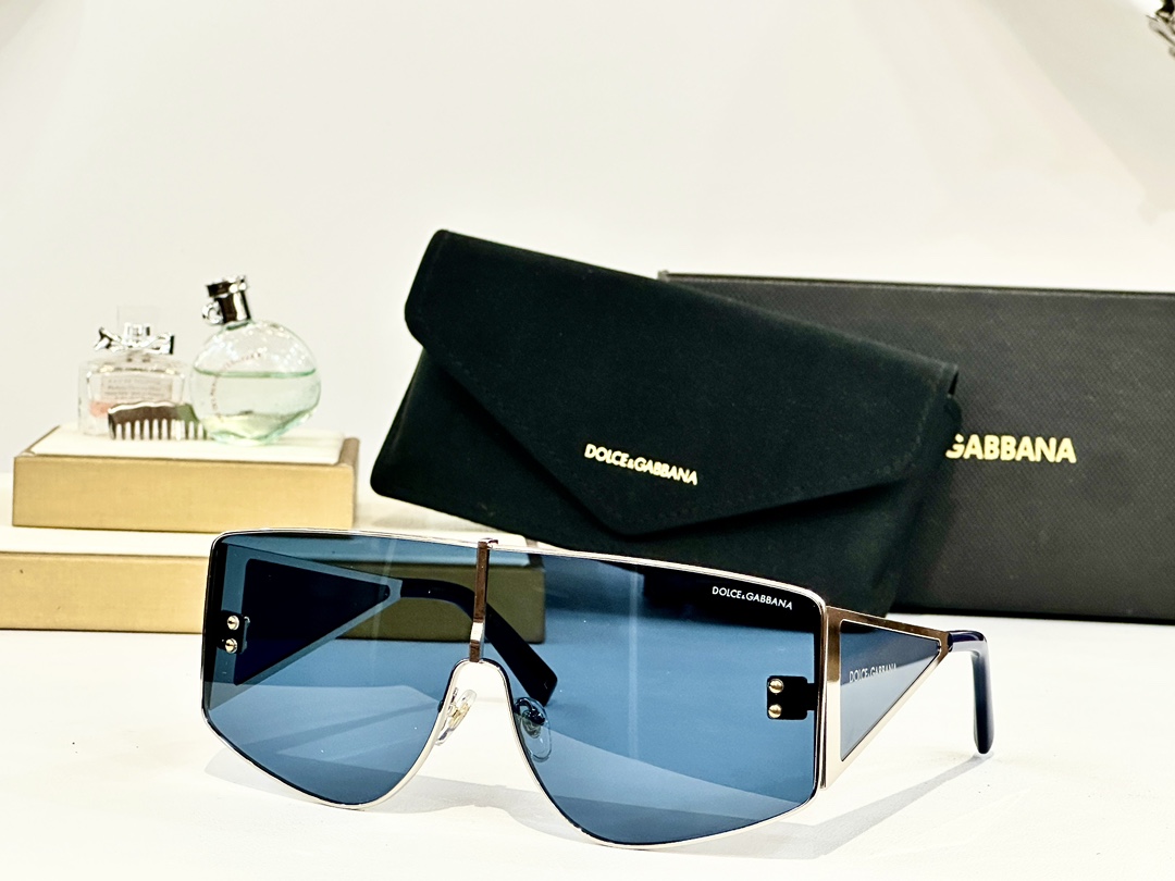  DOLCE & GABBAN*
MODEL：DG2305
SIZE：145
