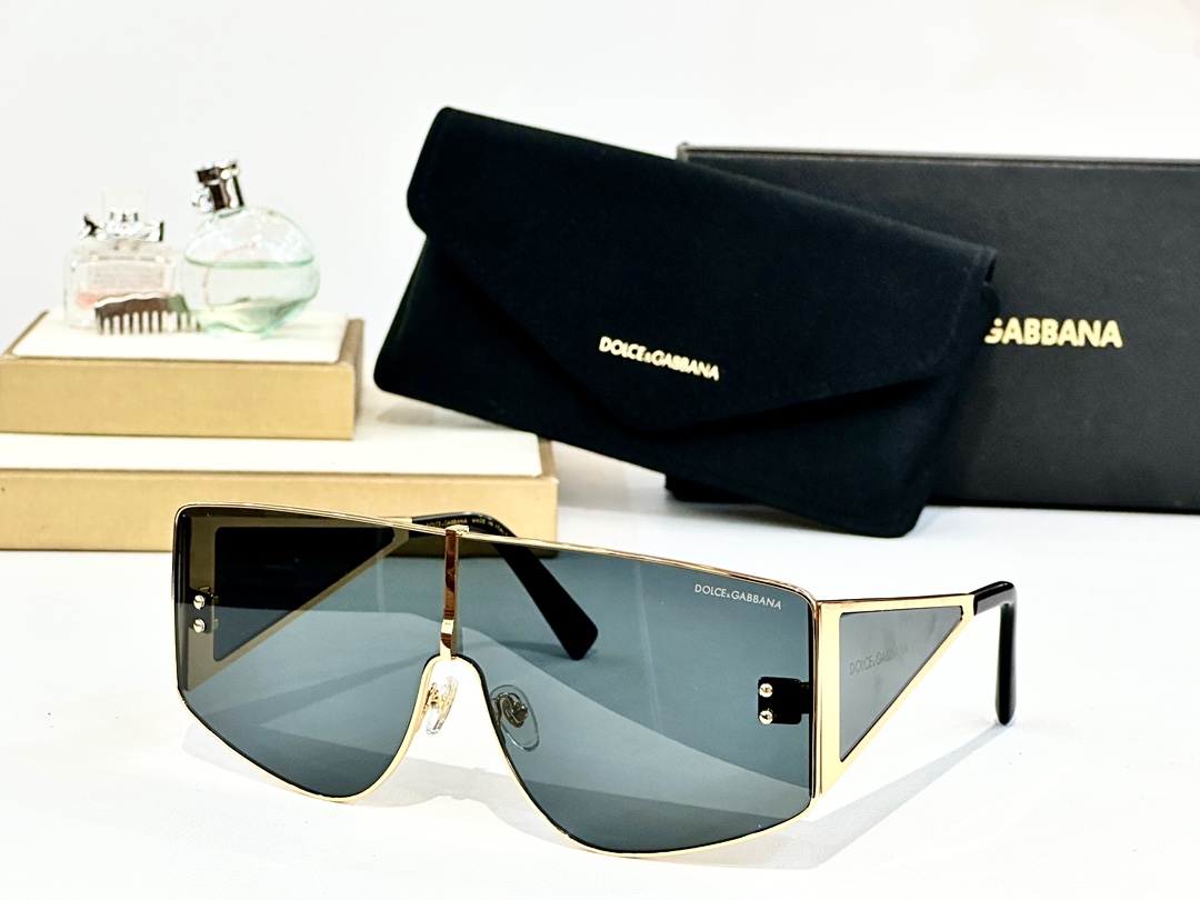  DOLCE & GABBAN*
MODEL：DG2305
SIZE：145
