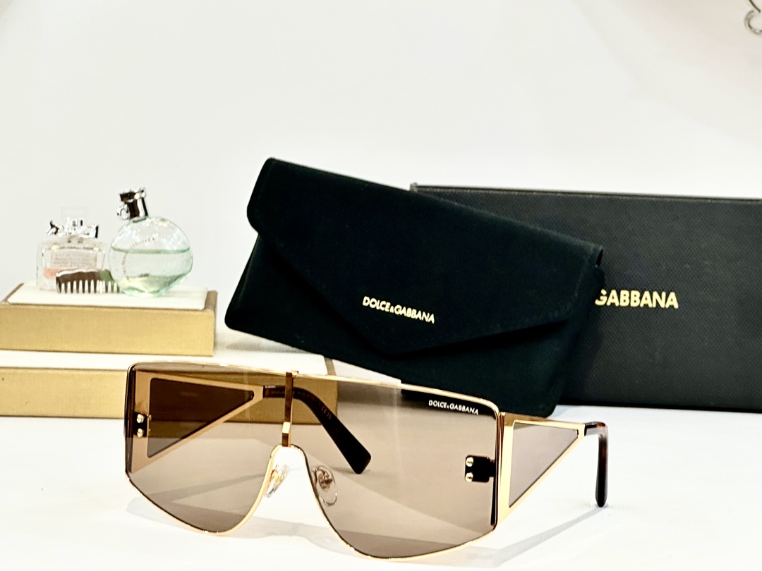  DOLCE & GABBAN*
MODEL：DG2305
SIZE：145
