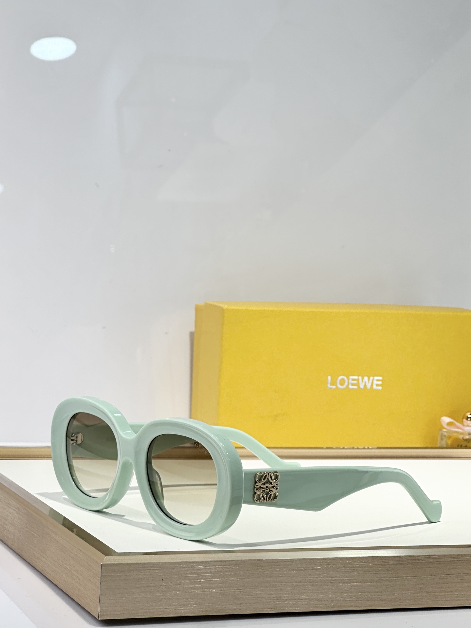  LOEWE
MOD：LW40103U
Size：50口21 145
