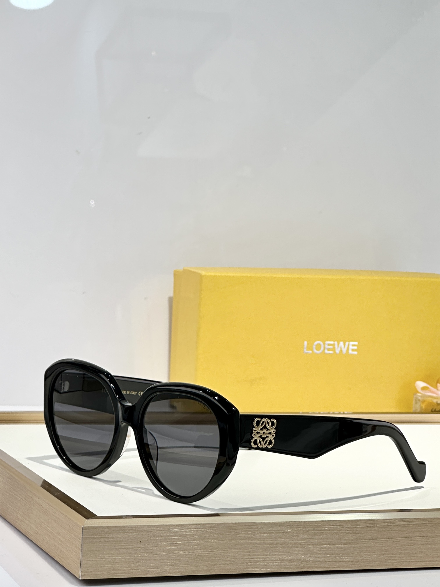  LOEWE
MODEL：LW40102U
SIZE：56口18-145
