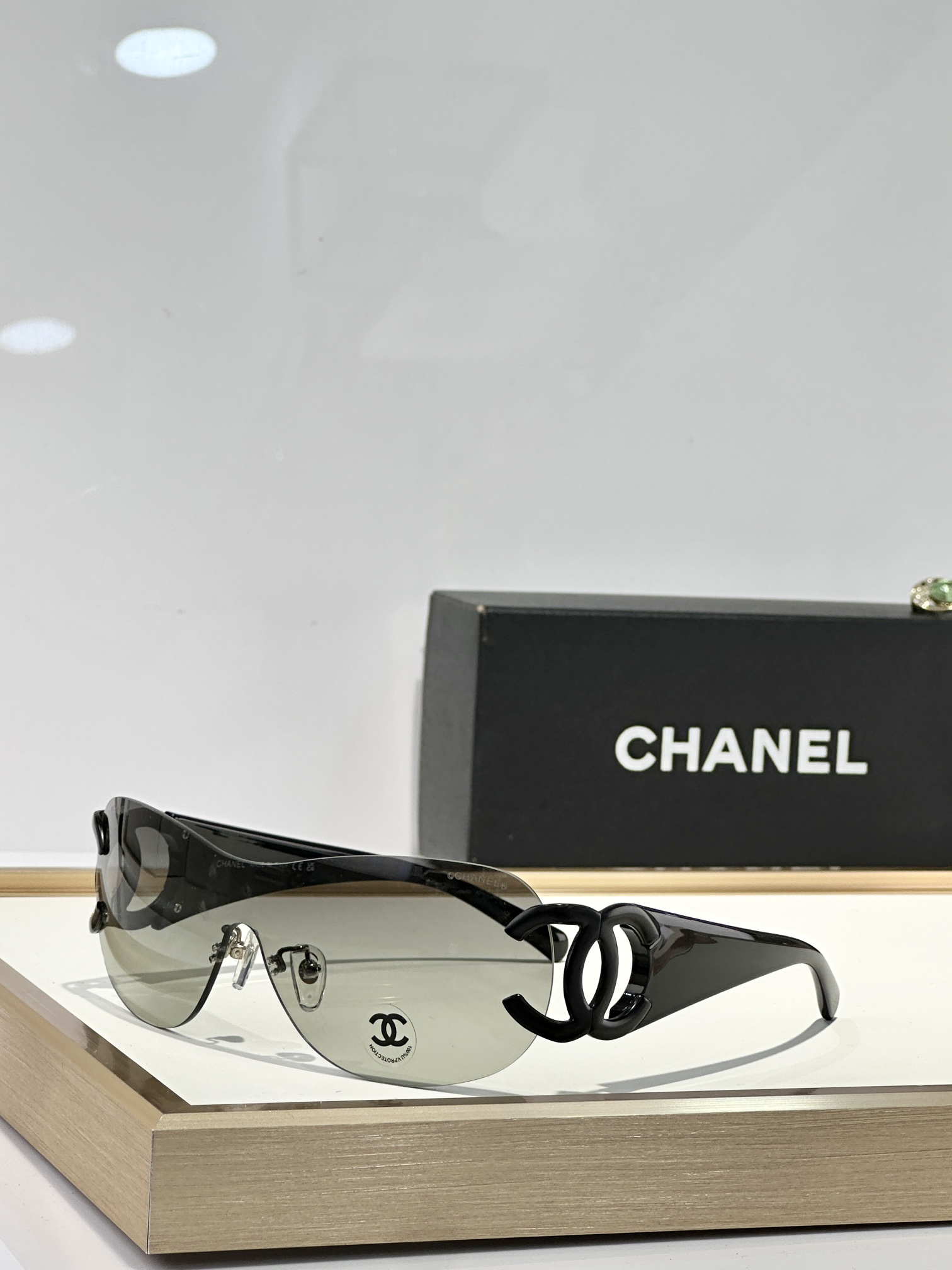 CHANEL
MODEL：CH4125
SIZE：135口130
