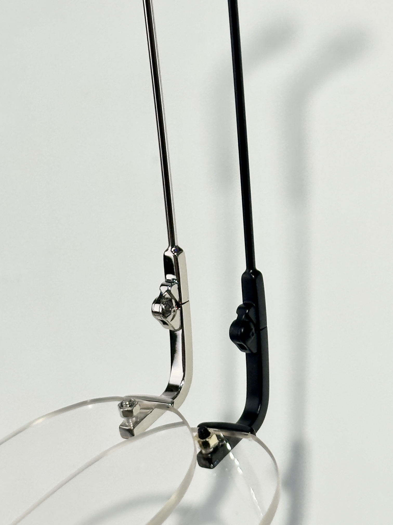  MIU MIU
MODELMU A01
SIZE：54口16-140
