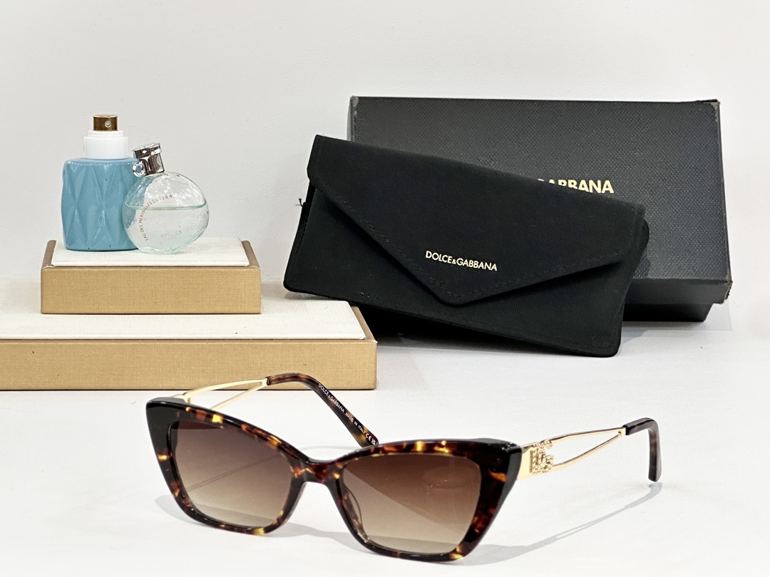  DOLCE & GABBAN*
MODEL：DG3375B
SIZE：50口17 145
