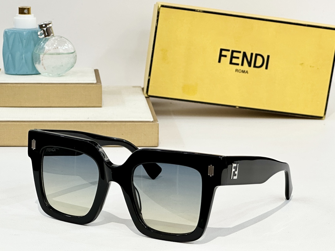  FENDI
MOD：FF 0055
Size：50口23 145
