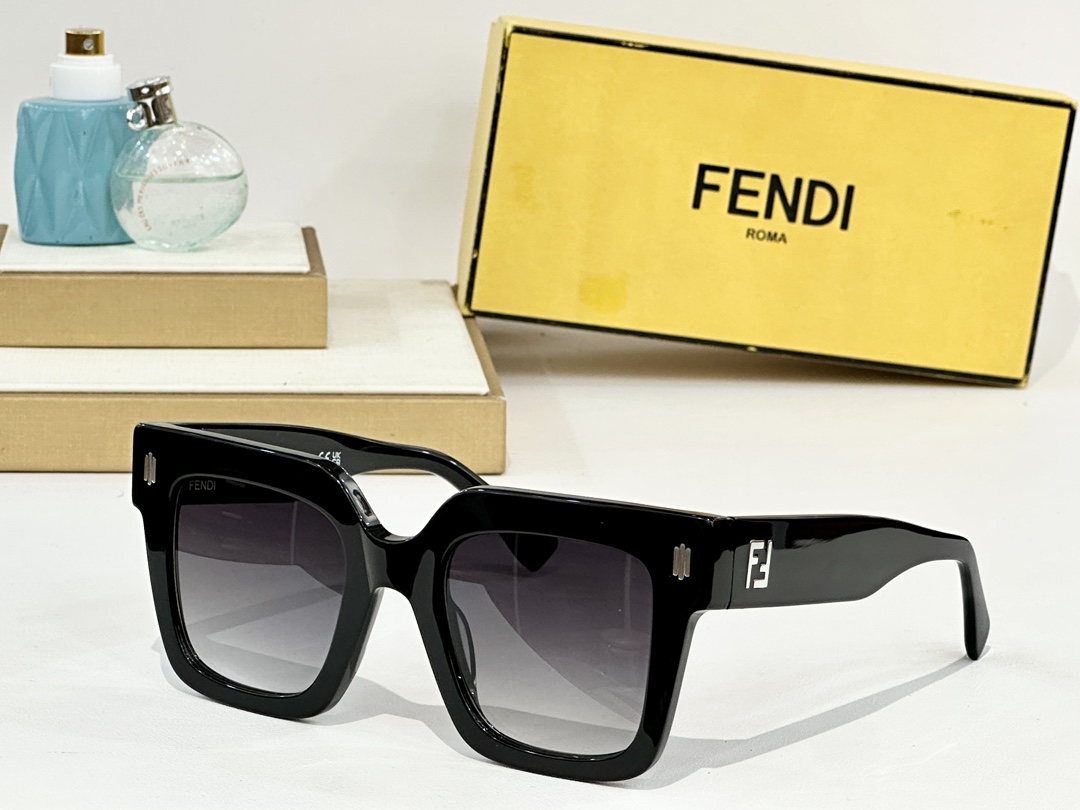  FENDI
MOD：FF 0055
Size：50口23 145
