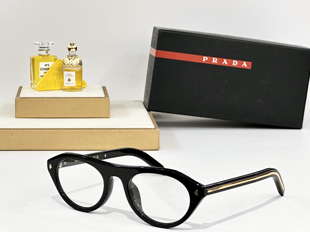  PRADA
MOD：SPR B15
Size：51口21 145
