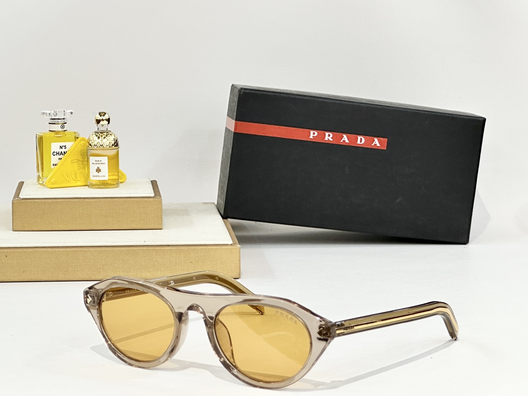  PRADA
MOD：SPR B15
Size：51口21 145
