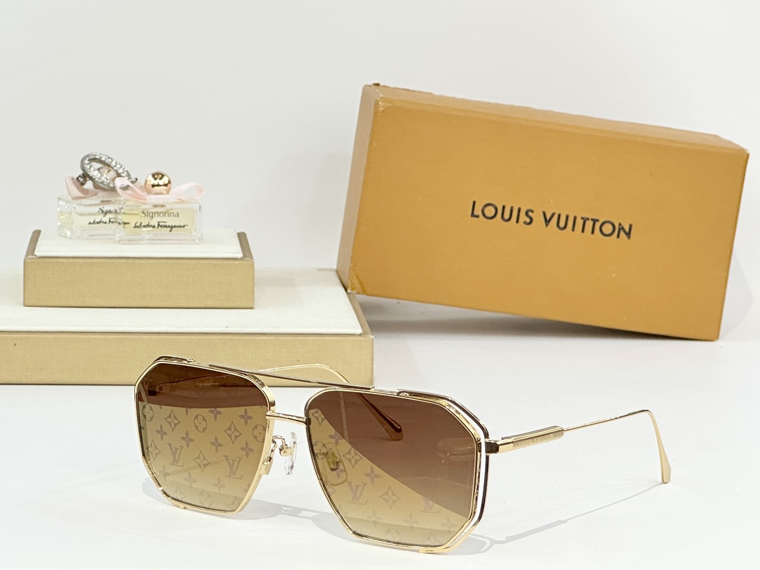  LOUIS VUITTO*
MOD：Z1316
Size：61口14-145
