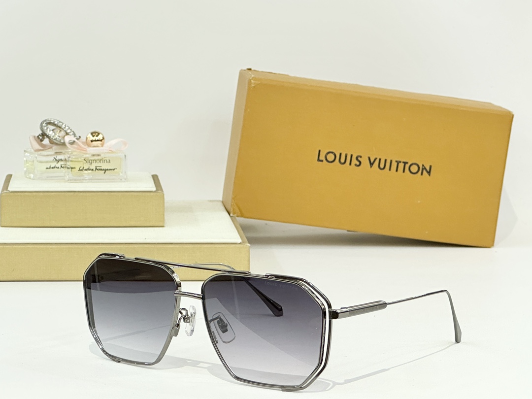  LOUIS VUITTO*
MOD：Z1316
Size：61口14-145
