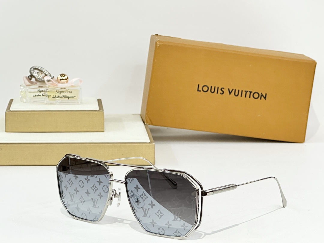  LOUIS VUITTO*
MOD：Z1316
Size：61口14-145
