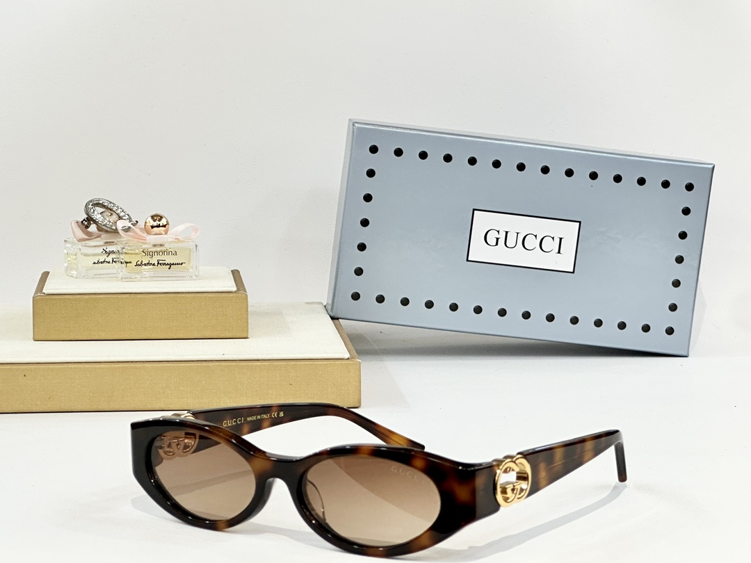  GUCCI
MOD：GG1660S
Size：53口18-145
