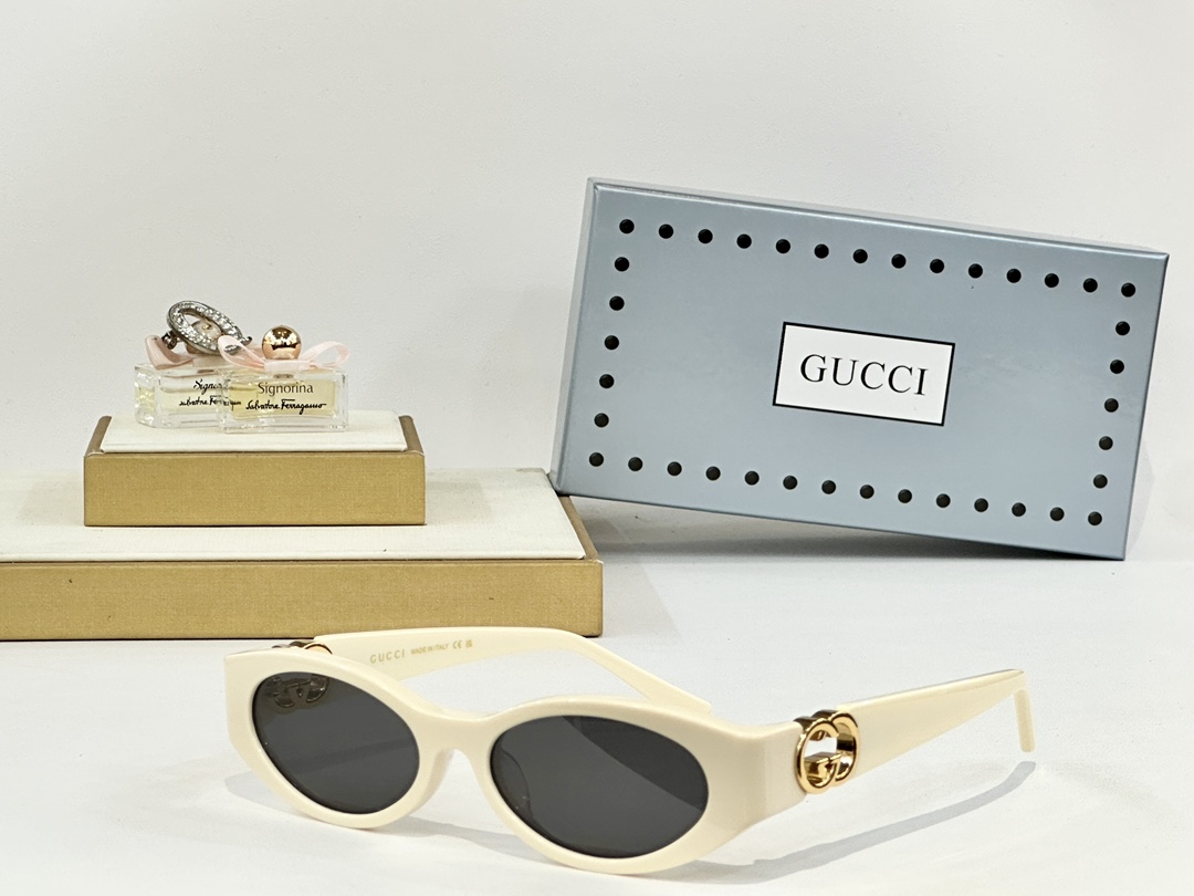  GUCCI
MOD：GG1660S
Size：53口18-145
