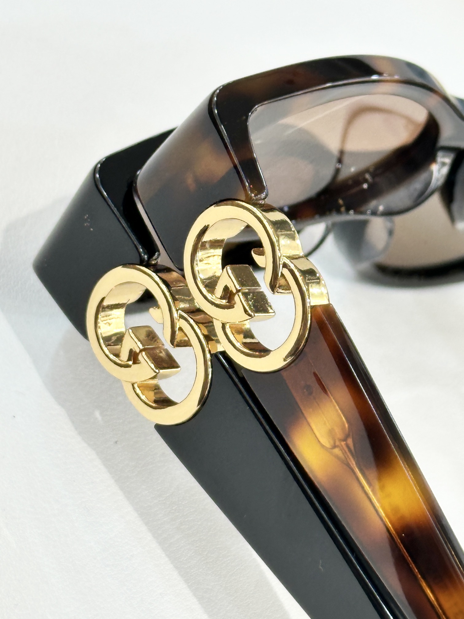  GUCCI
MOD：GG1660S
Size：53口18-145
