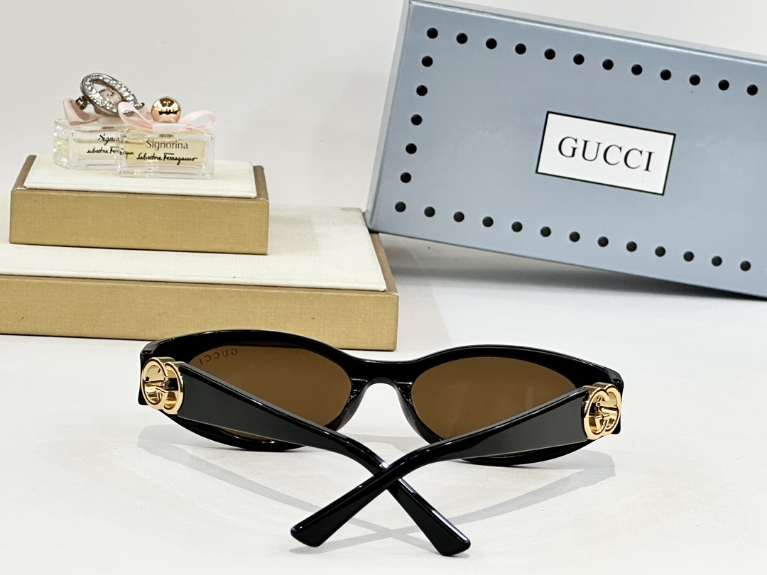  GUCCI
MOD：GG1660S
Size：53口18-145
