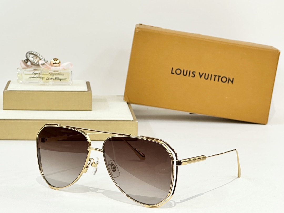  LOUIS VUITTO*
MOD：Z1315
Size：61口14-145
