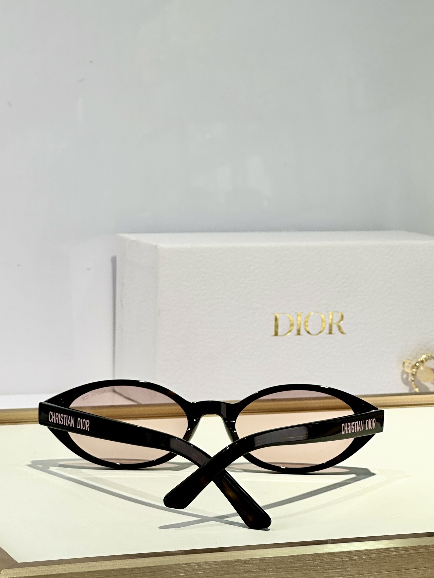  DIOR 
MODEL DiorPacific R1I
SIZE：54口18-140
