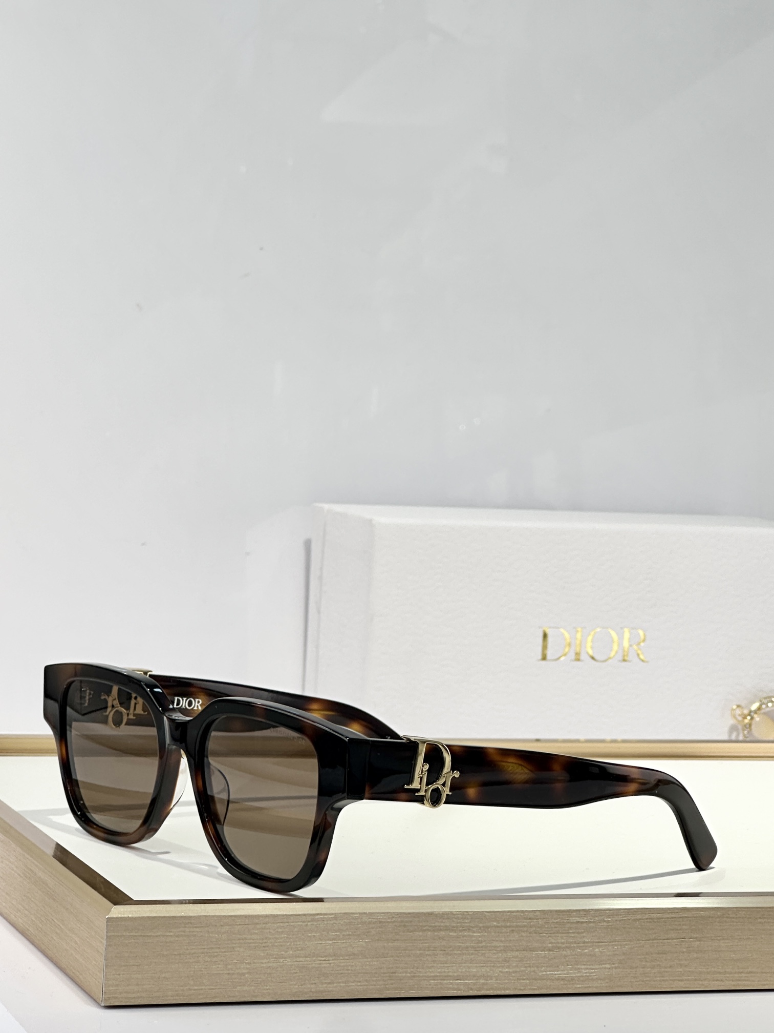  DIOR
MOD：DiorOblique S1F
Size：54口18 150
