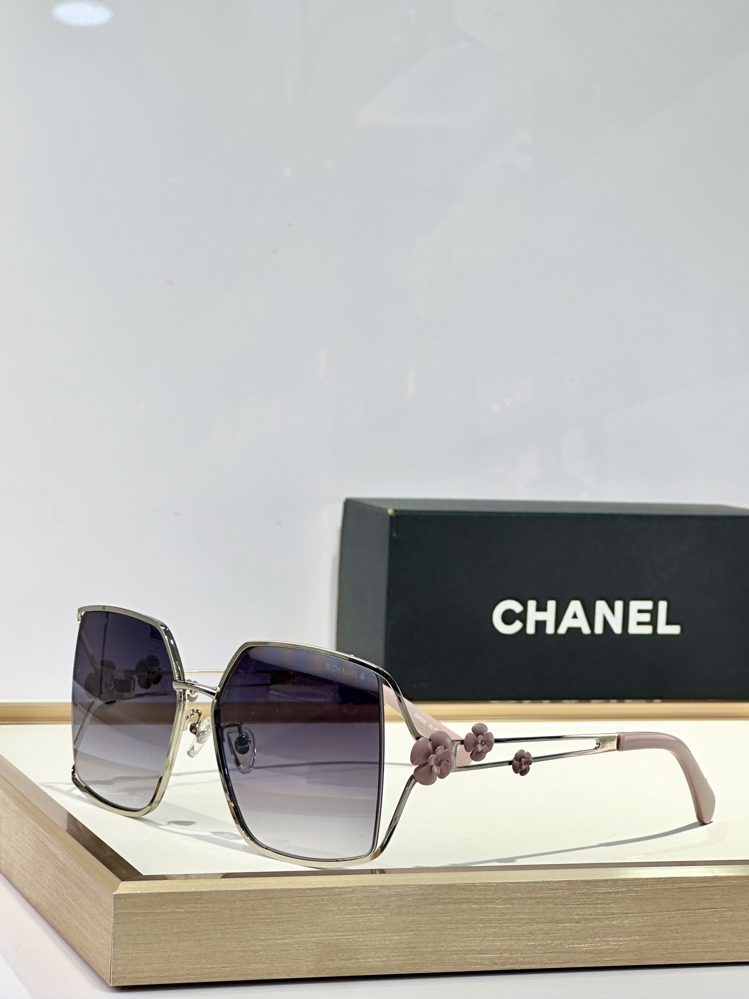  CHANEL
MOD：CH5115C
Size：62口17-138
