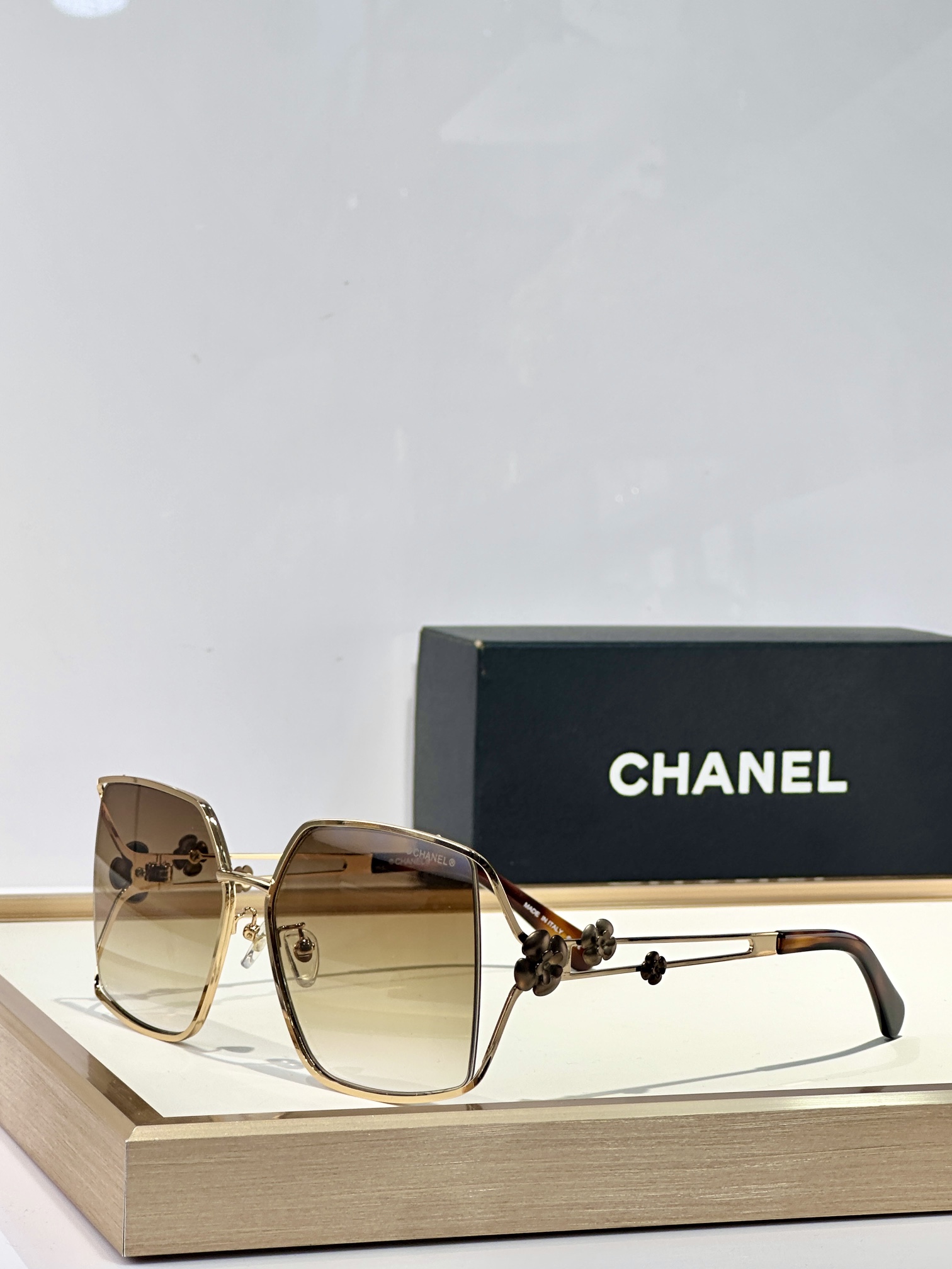  CHANEL
MOD：CH5115C
Size：62口17-138
