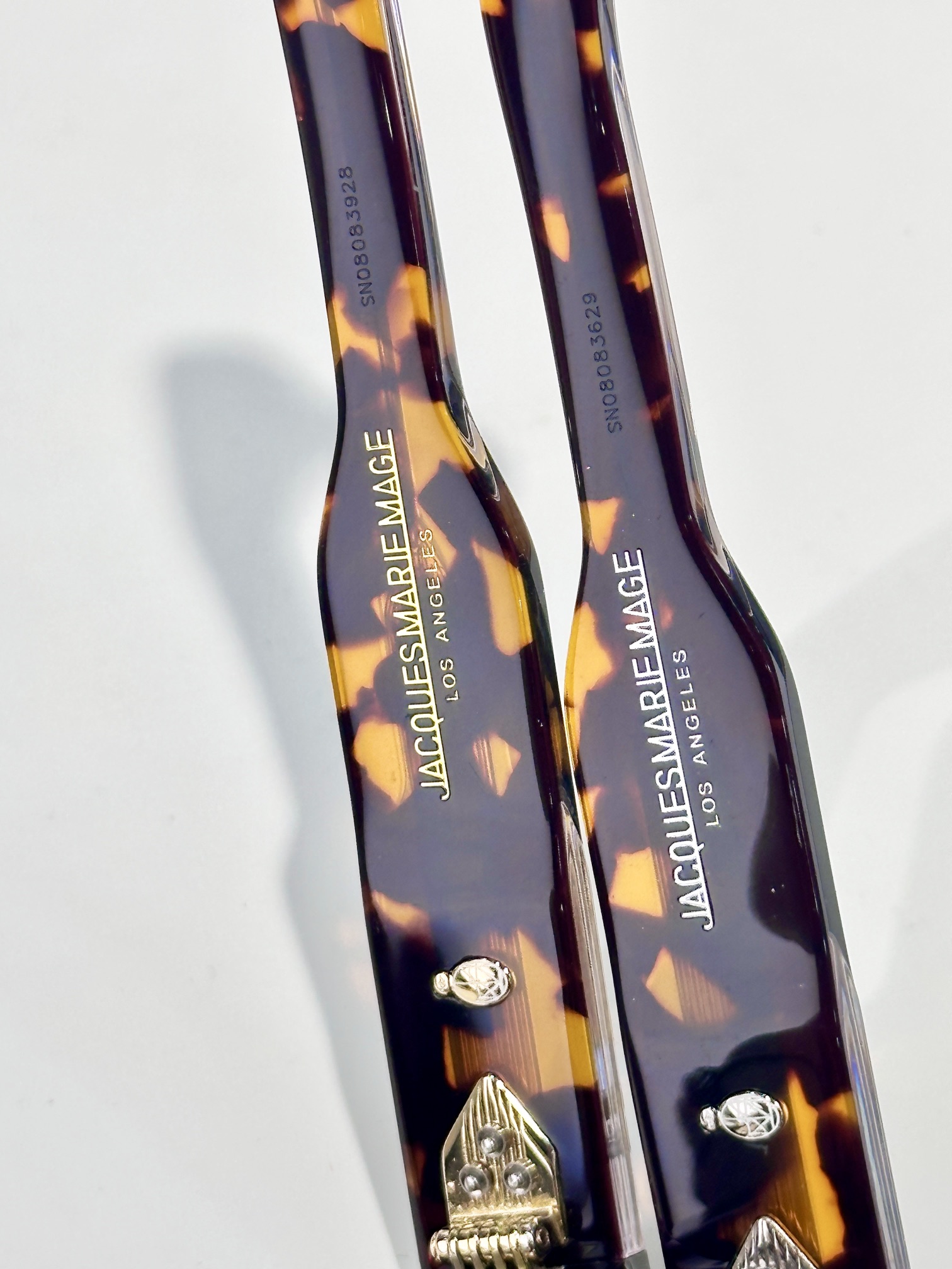 JACQUES MARIE MAG
MODEL：HEMMINGS
SIZE：55口22
 
变色 