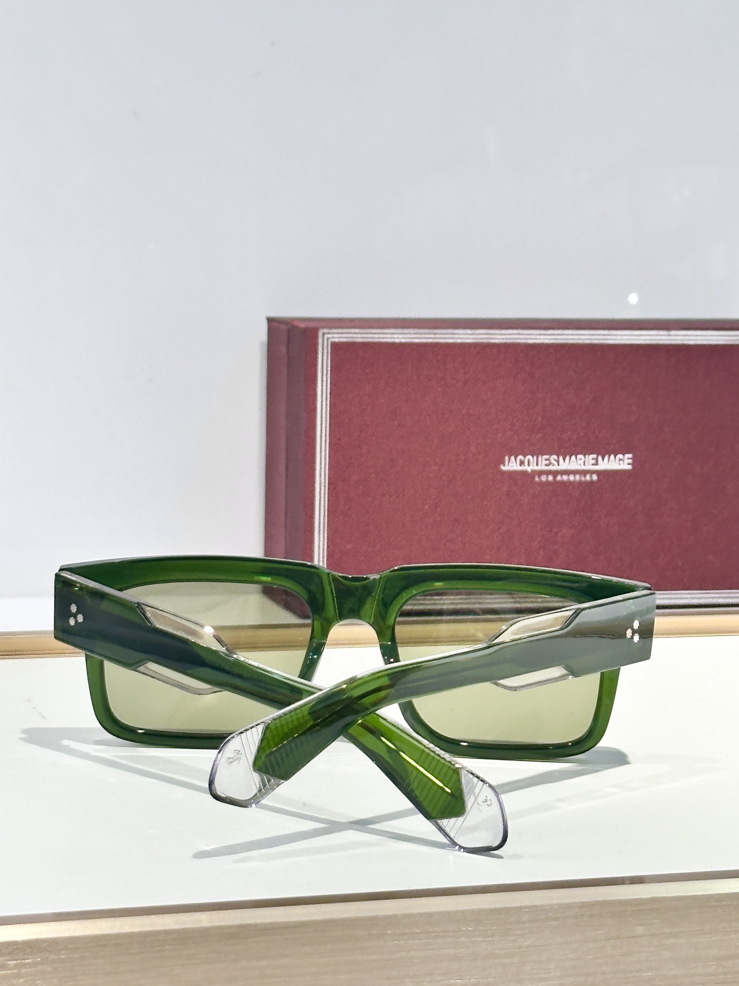 JACQUES MARIE MAG
MODEL：HEMMINGS
SIZE：55口22
 
变色 
