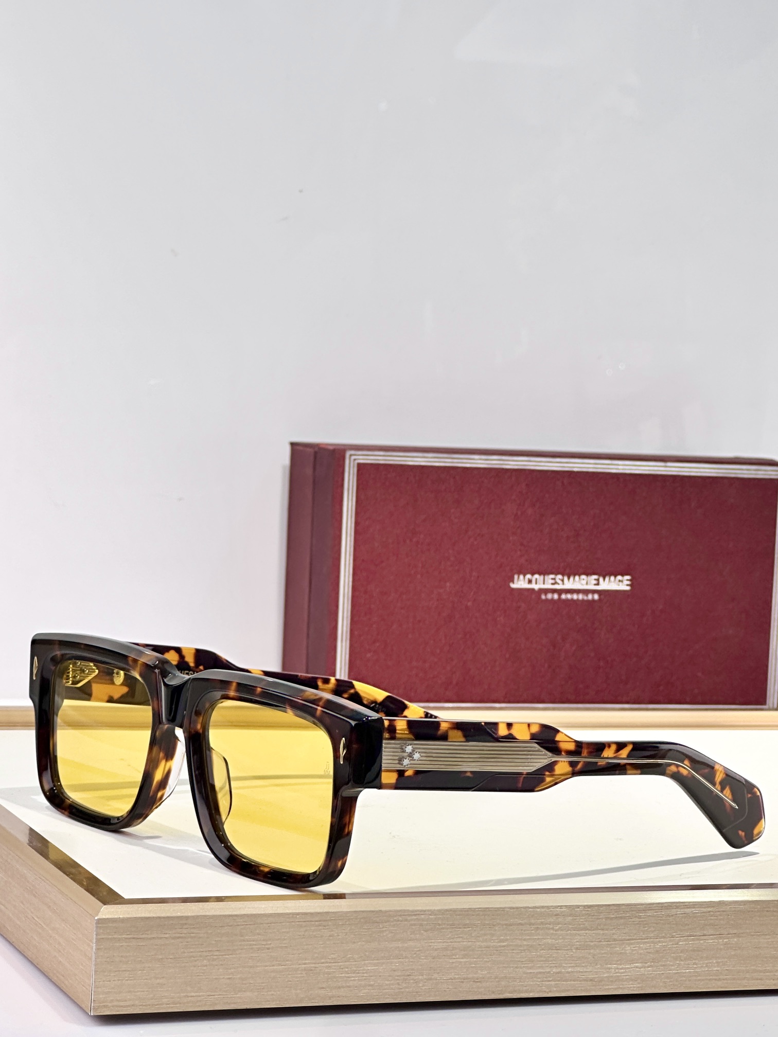 JACQUES MARIE MAG
MODEL：HEMMINGS
SIZE：55口22
 
变色 