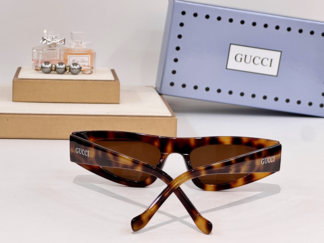  GUCCI
MODEL：GG1650
SIZE52口19 145
