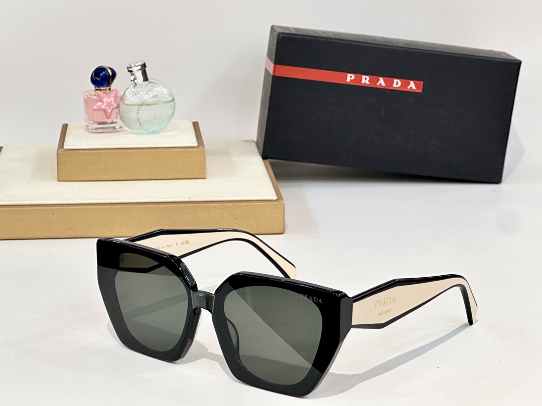   PRADA
MOD：PR205VS
Size：55口21 145
