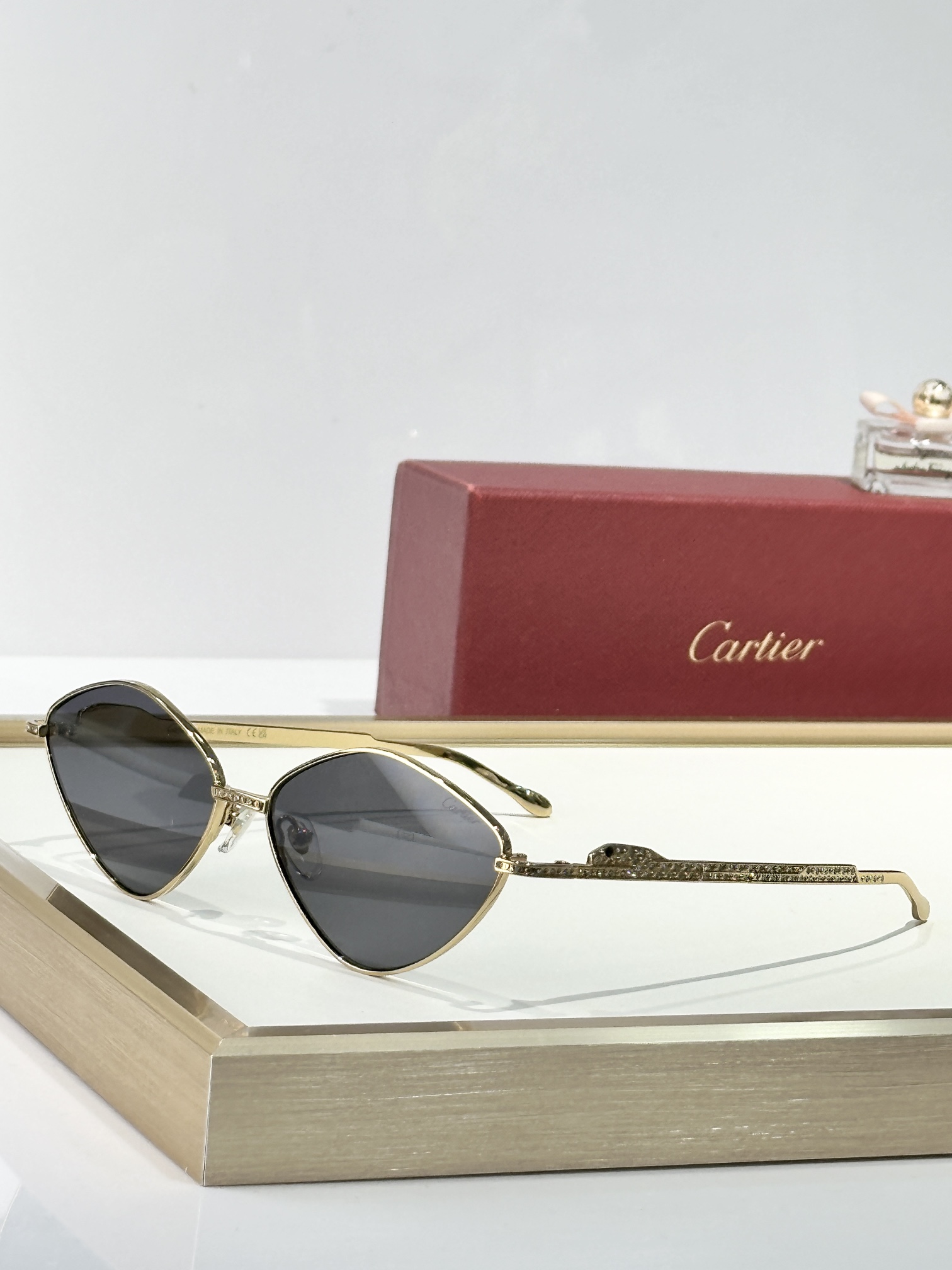  Cartier
MOD：CT0489S
Size：60口15 140
