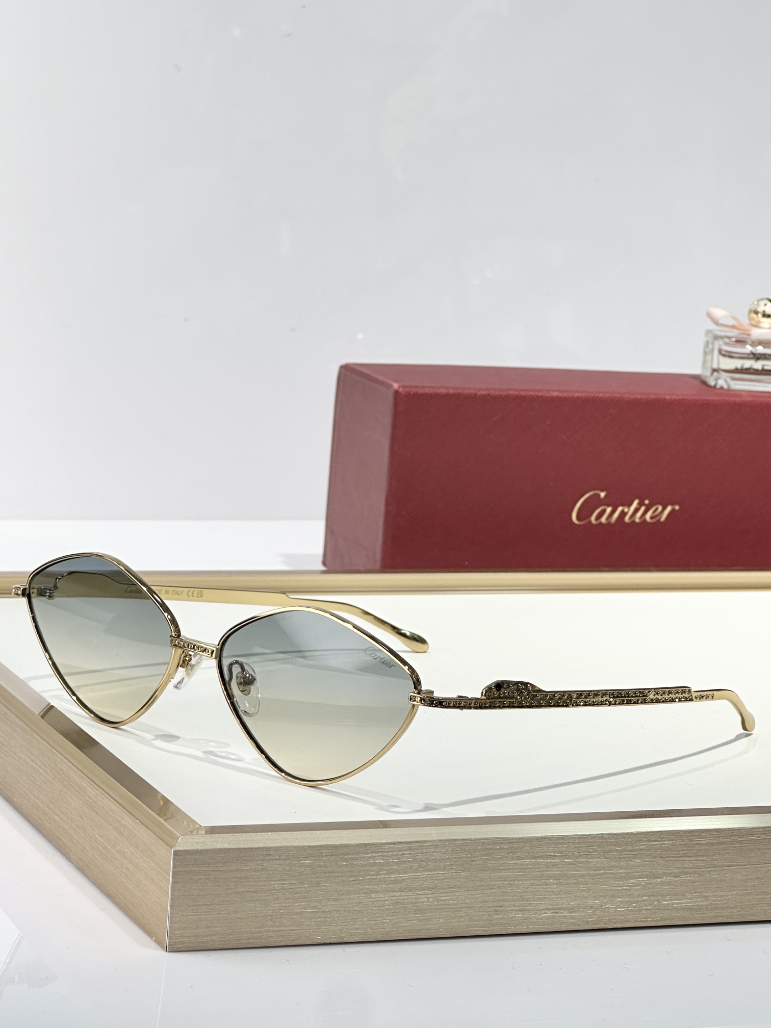  Cartier
MOD：CT0489S
Size：60口15 140
