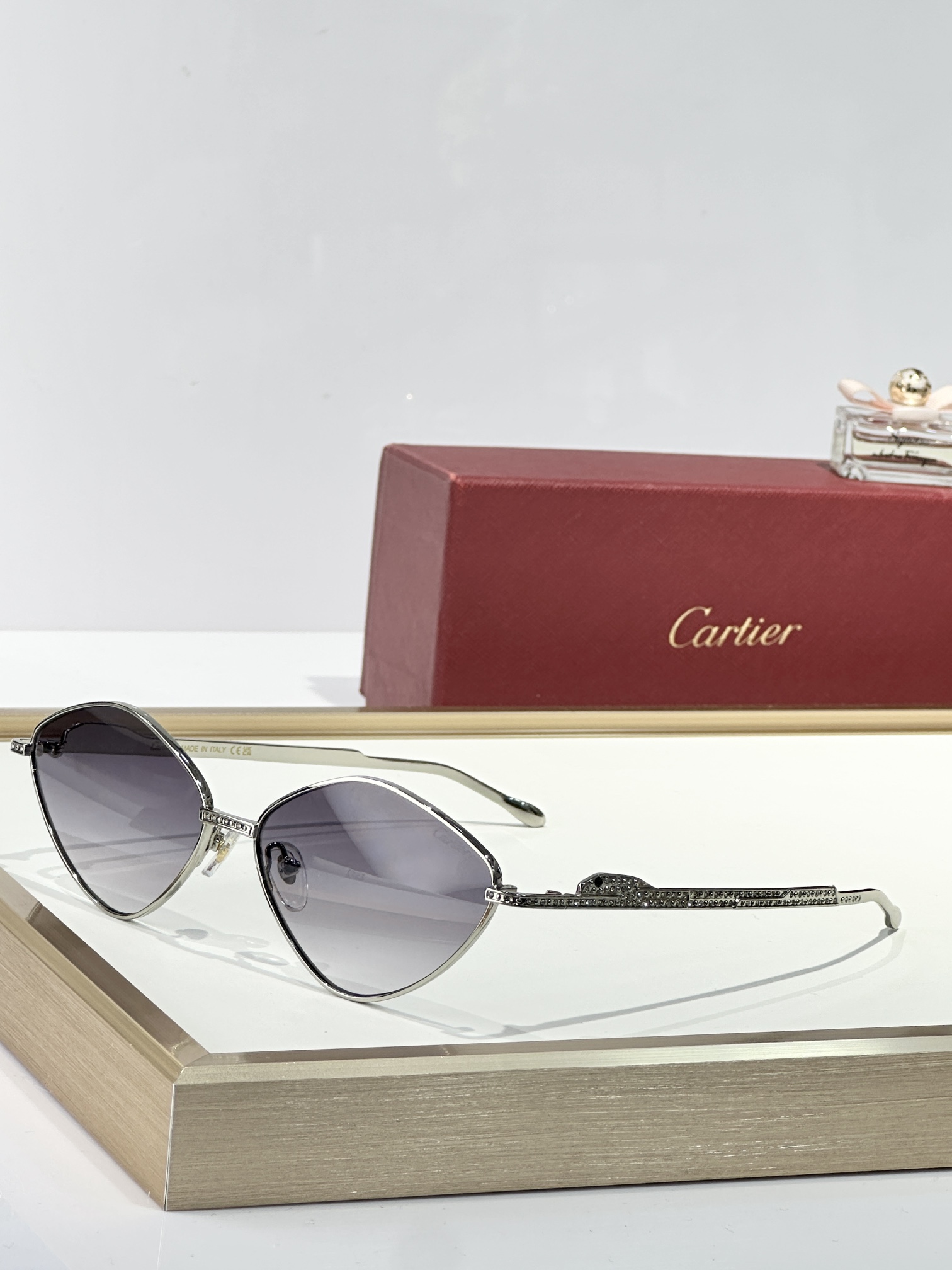  Cartier
MOD：CT0489S
Size：60口15 140

