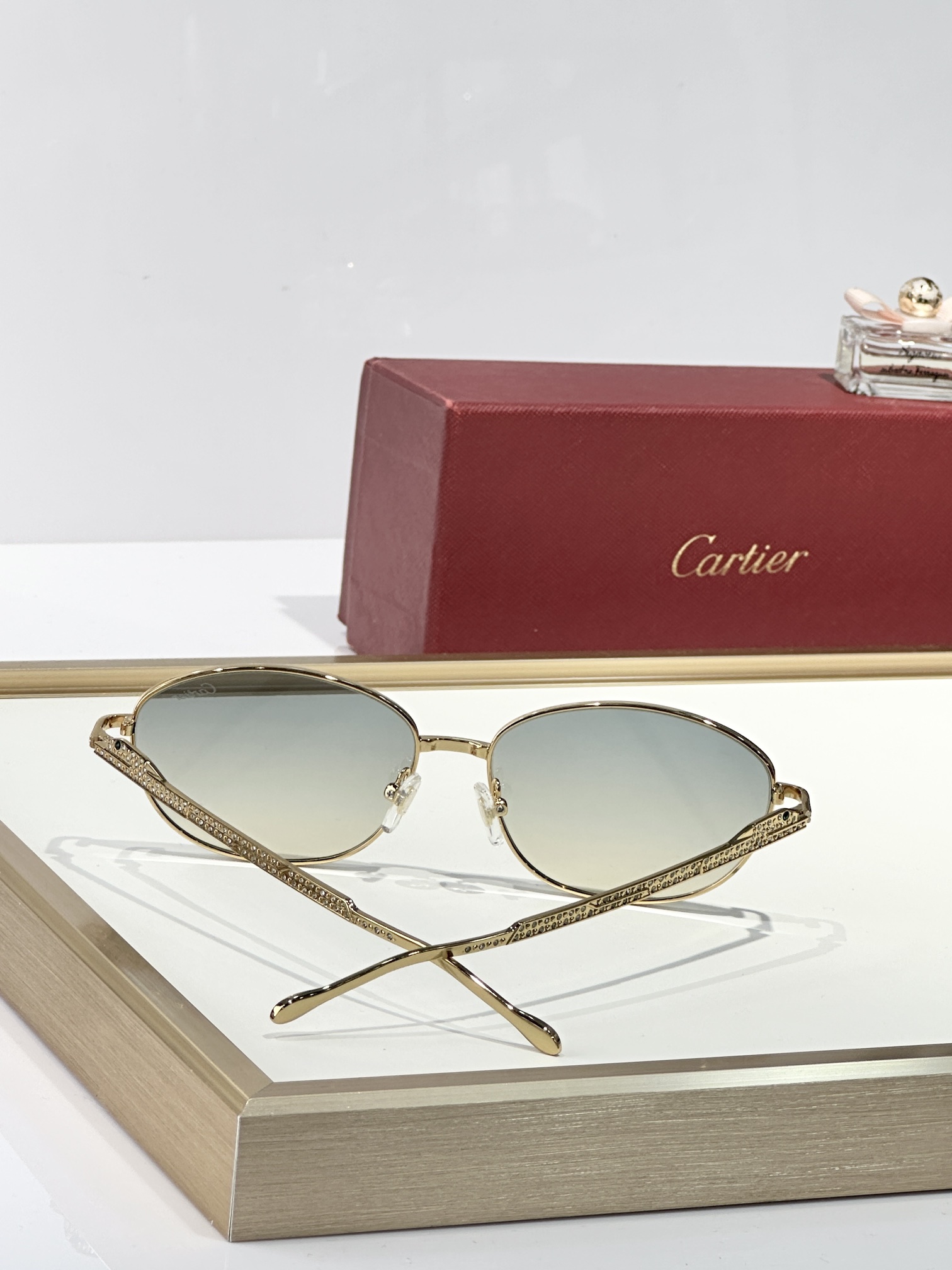  Cartier
MOD：CT0488S
Size：59口15 140
