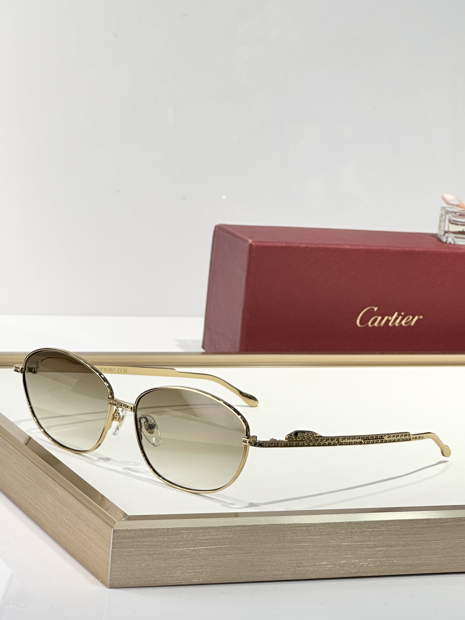  Cartier
MOD：CT0488S
Size：59口15 140
