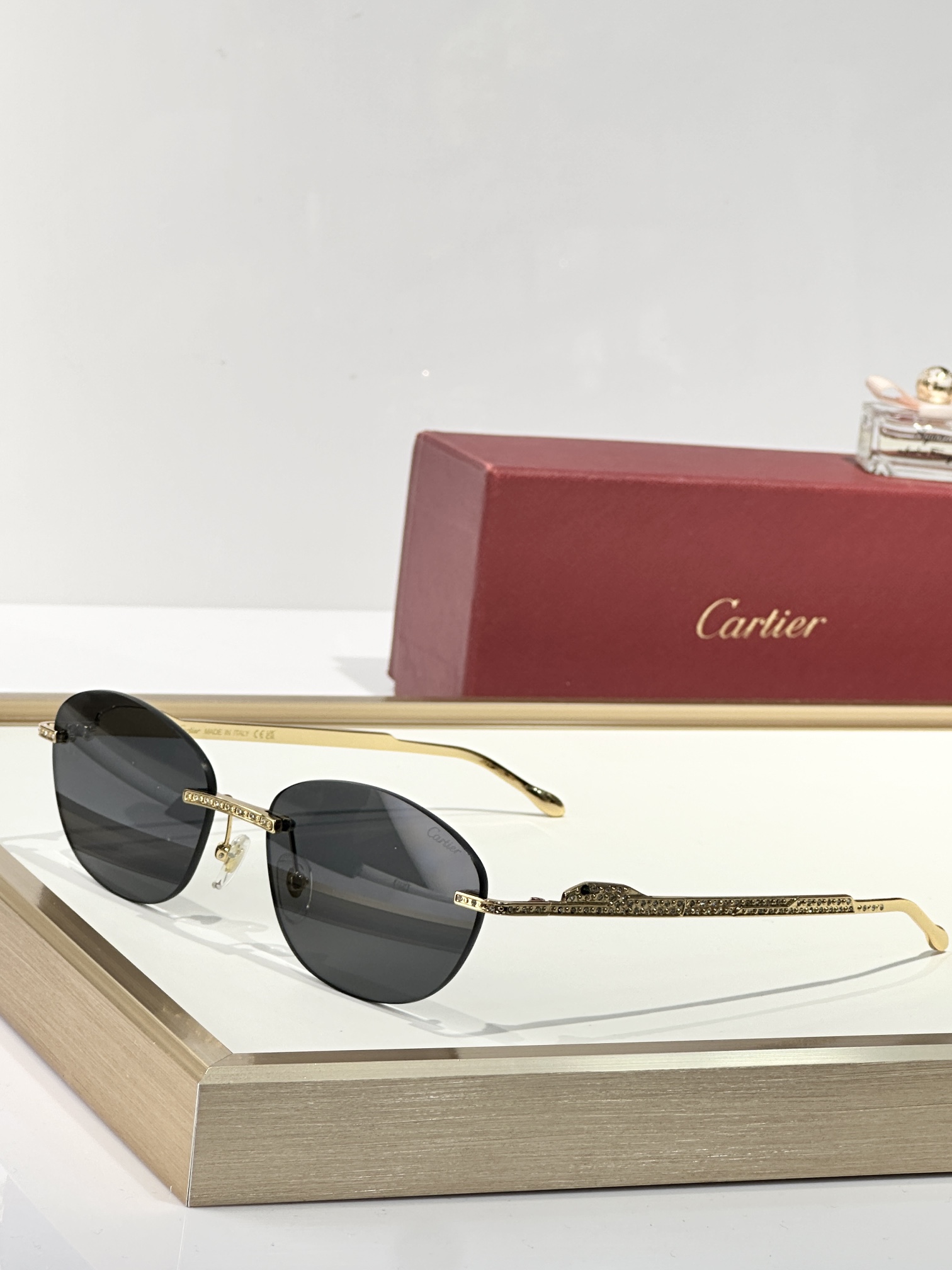  Cartier
MOD：CT0486S
Size：60口18 140

