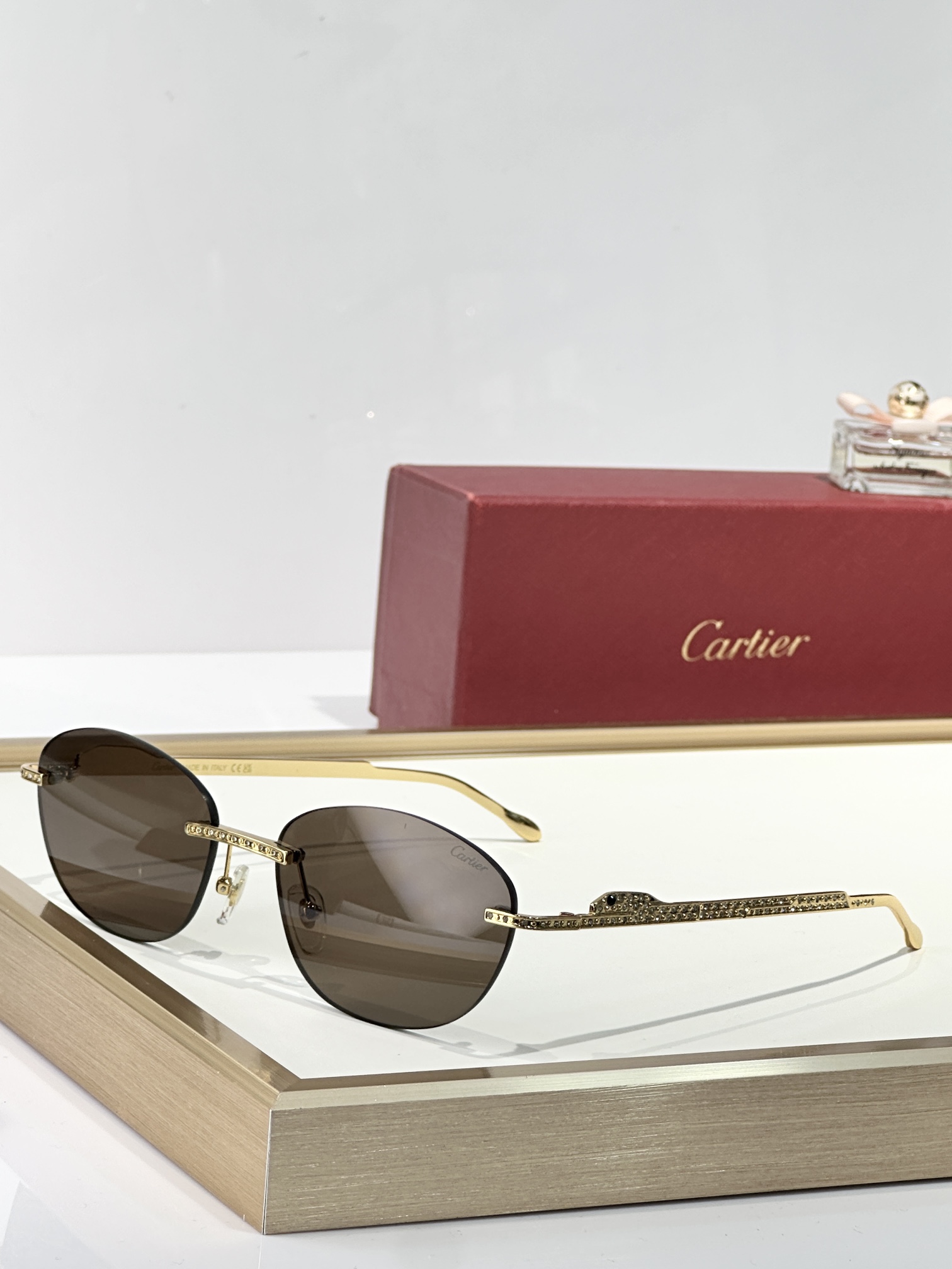  Cartier
MOD：CT0486S
Size：60口18 140

