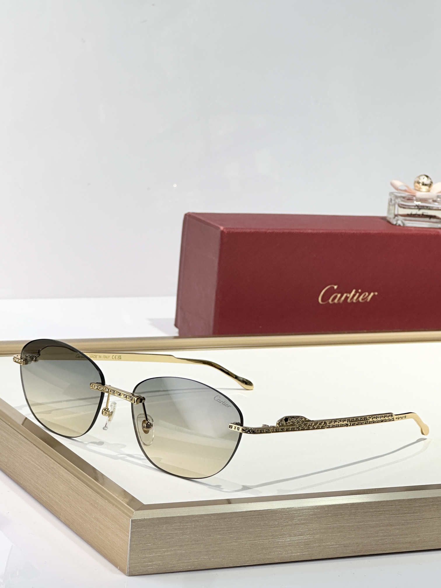  Cartier
MOD：CT0486S
Size：60口18 140

