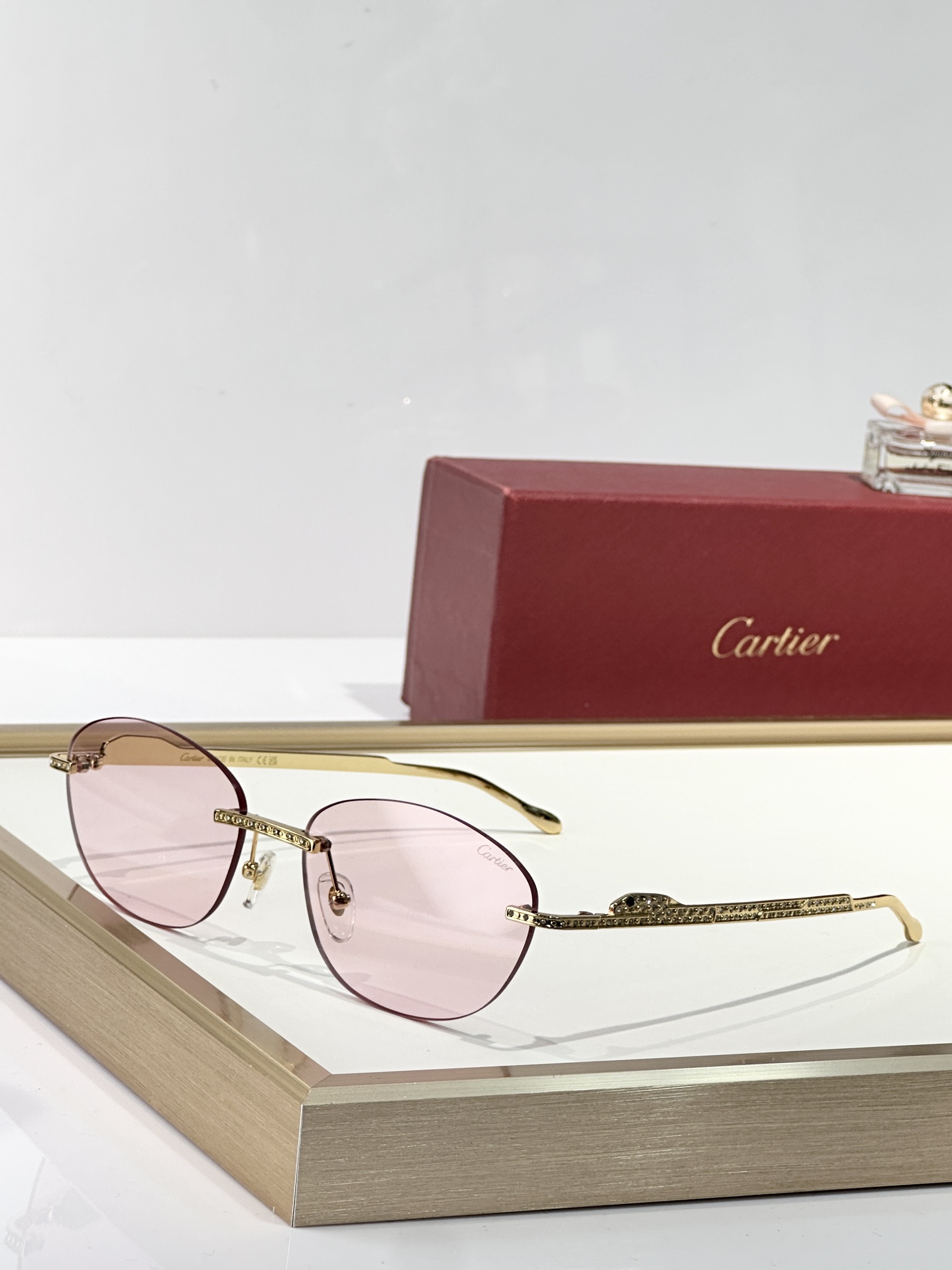  Cartier
MOD：CT0486S
Size：60口18 140

