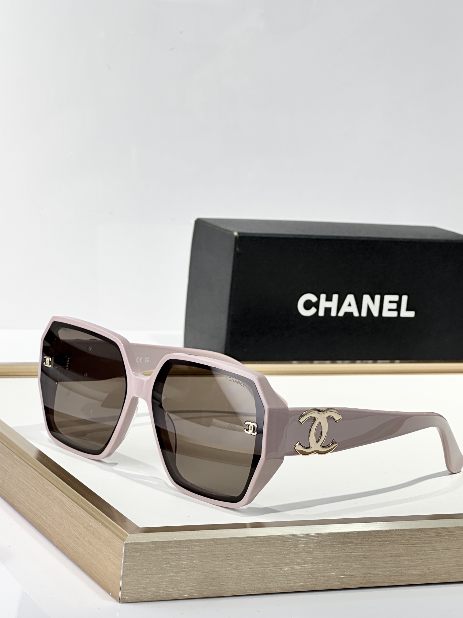 CHANE* Modelo: 77865 Tamaño: 52□22 140 🉐175