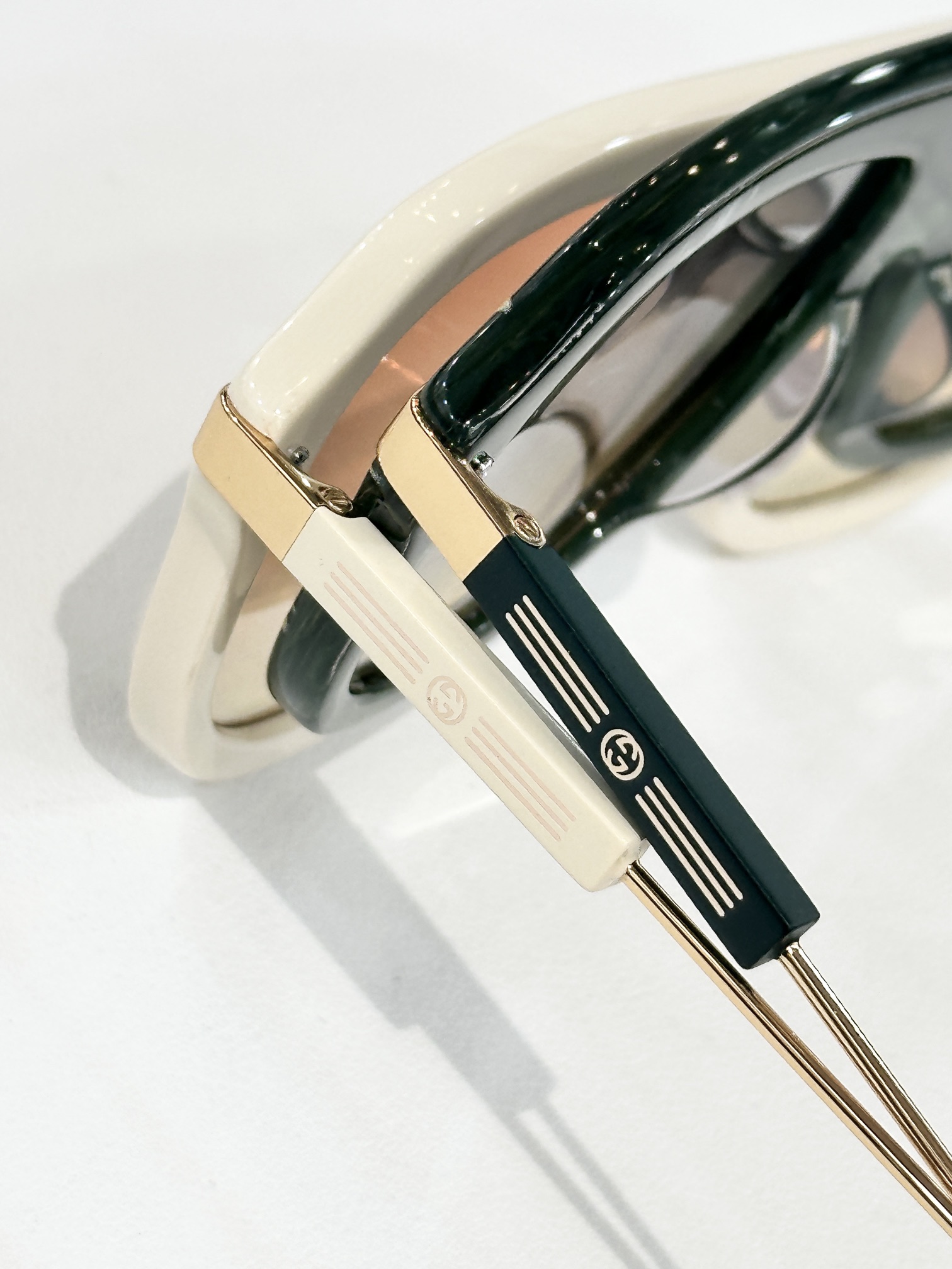  GUCC* 
MODEL：GG1309S 
SIZE：56口17-145
