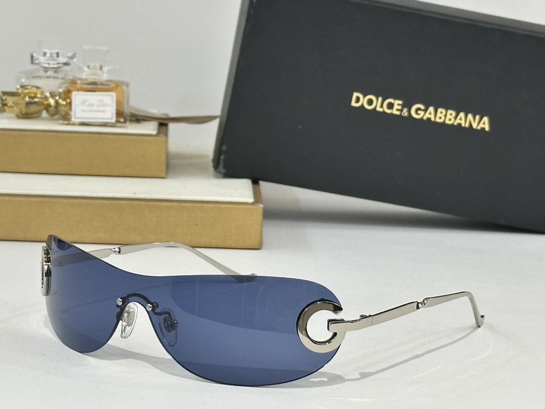  DOLCE & GABBAN*
MODEL：DG2308
SIZE：143口0 125

