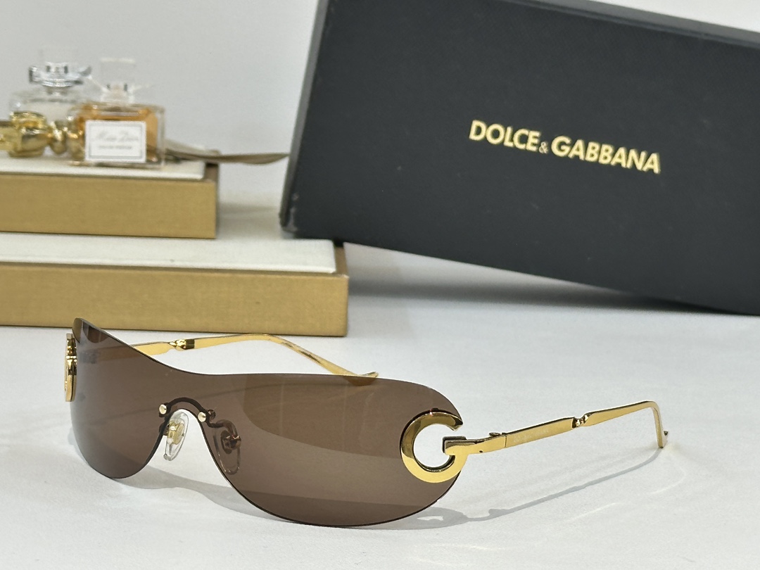  DOLCE & GABBAN*
MODEL：DG2308
SIZE：143口0 125

