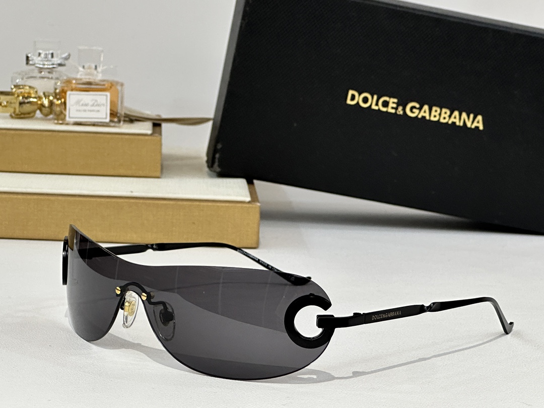  DOLCE & GABBAN*
MODEL：DG2308
SIZE：143口0 125

