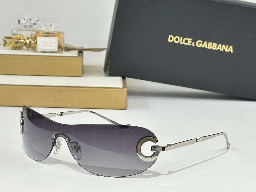  DOLCE & GABBAN*
MODEL：DG2308
SIZE：143口0 125

