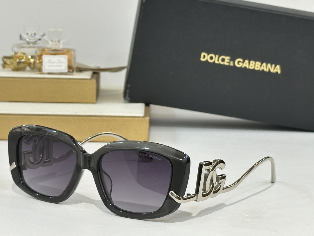  DOLCE & GABBAN*
MODEL：DG6697
SIZE：53口17 138
