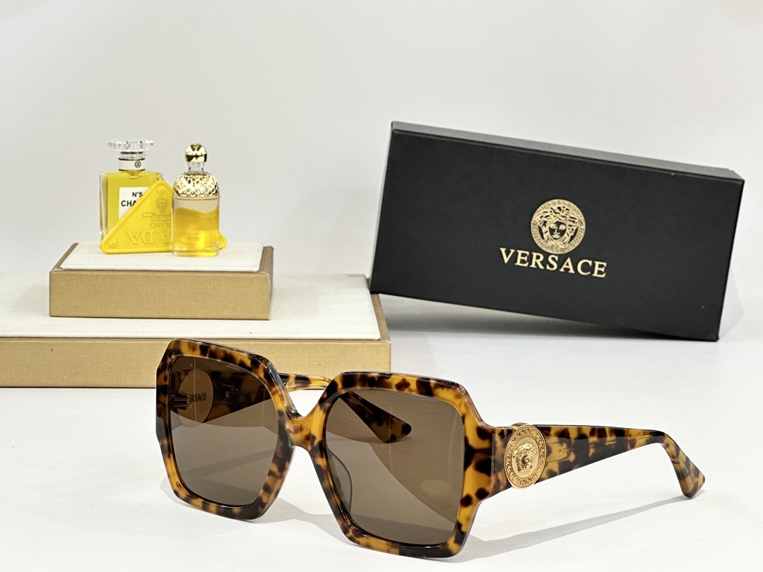  VERSACE
MOD：4453
Size：55口17 145
